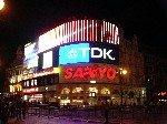 6_London_entertainment