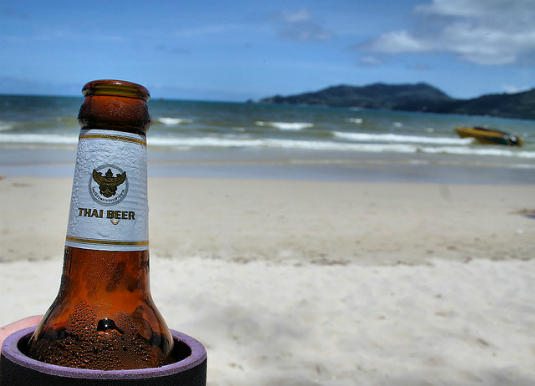 backpacker in southeast asia: cheap beer
