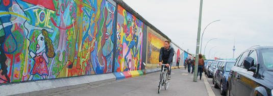 Berlin east side gallery