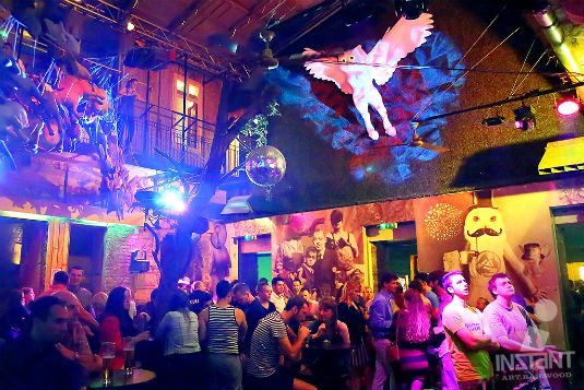 Budapest ruin bars, Instant bar