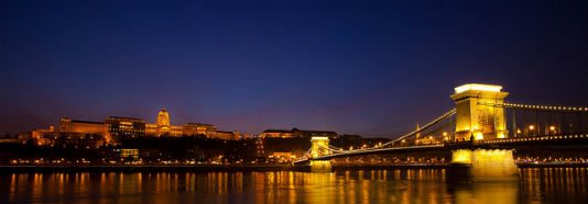 Budapest ruin bars, Széchenyi Chain Bridge