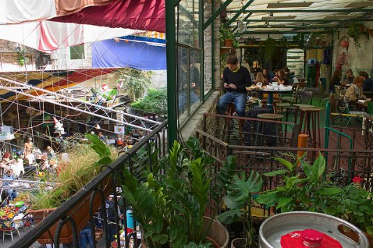 Budapest ruin bar Szimpla Kert