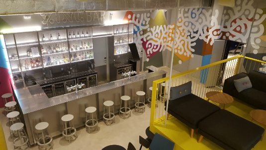 bar