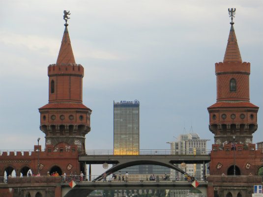 friedrichshain kreuzberg