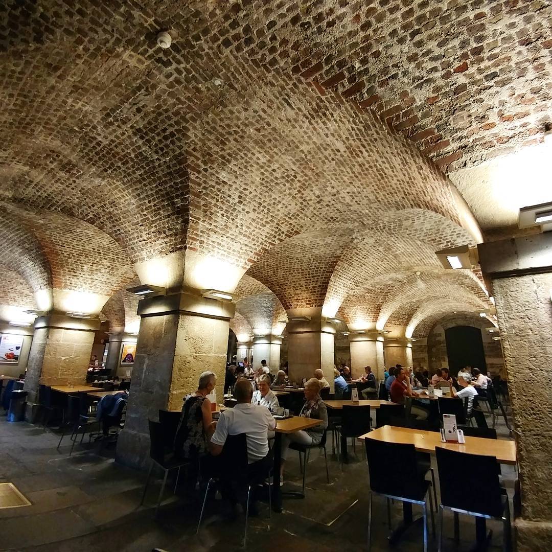 Covent Garden Café in the Crypt