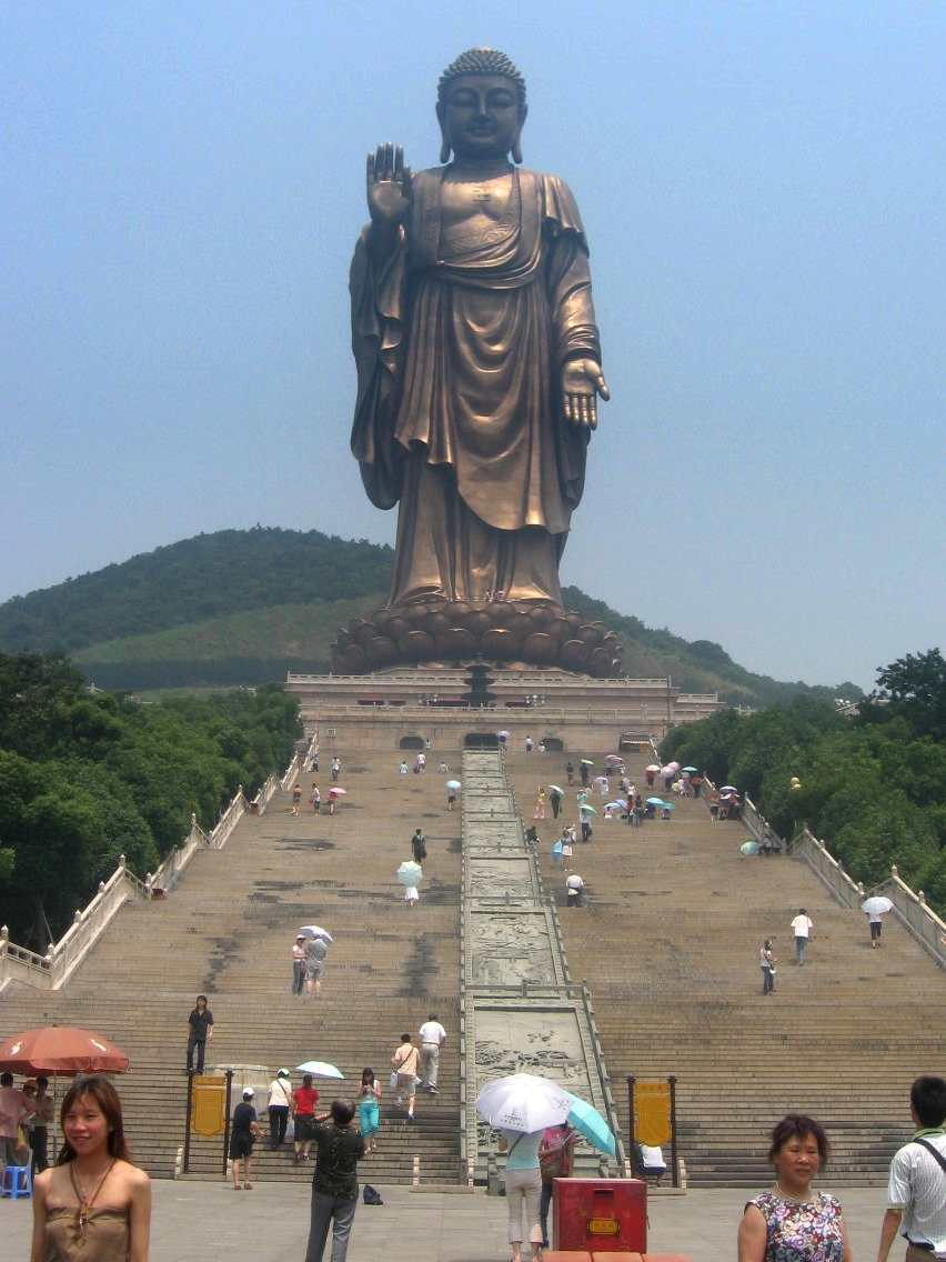 Grand_Buddha_at_Ling_Shan99_Steps