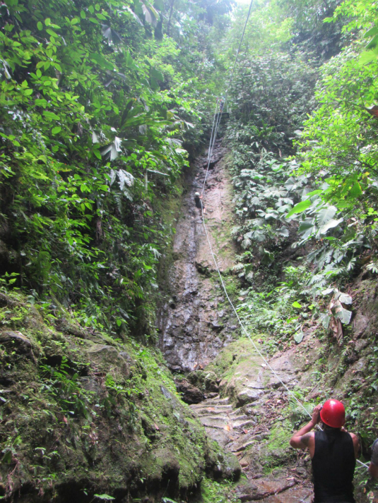 Rápel en Costa Rica