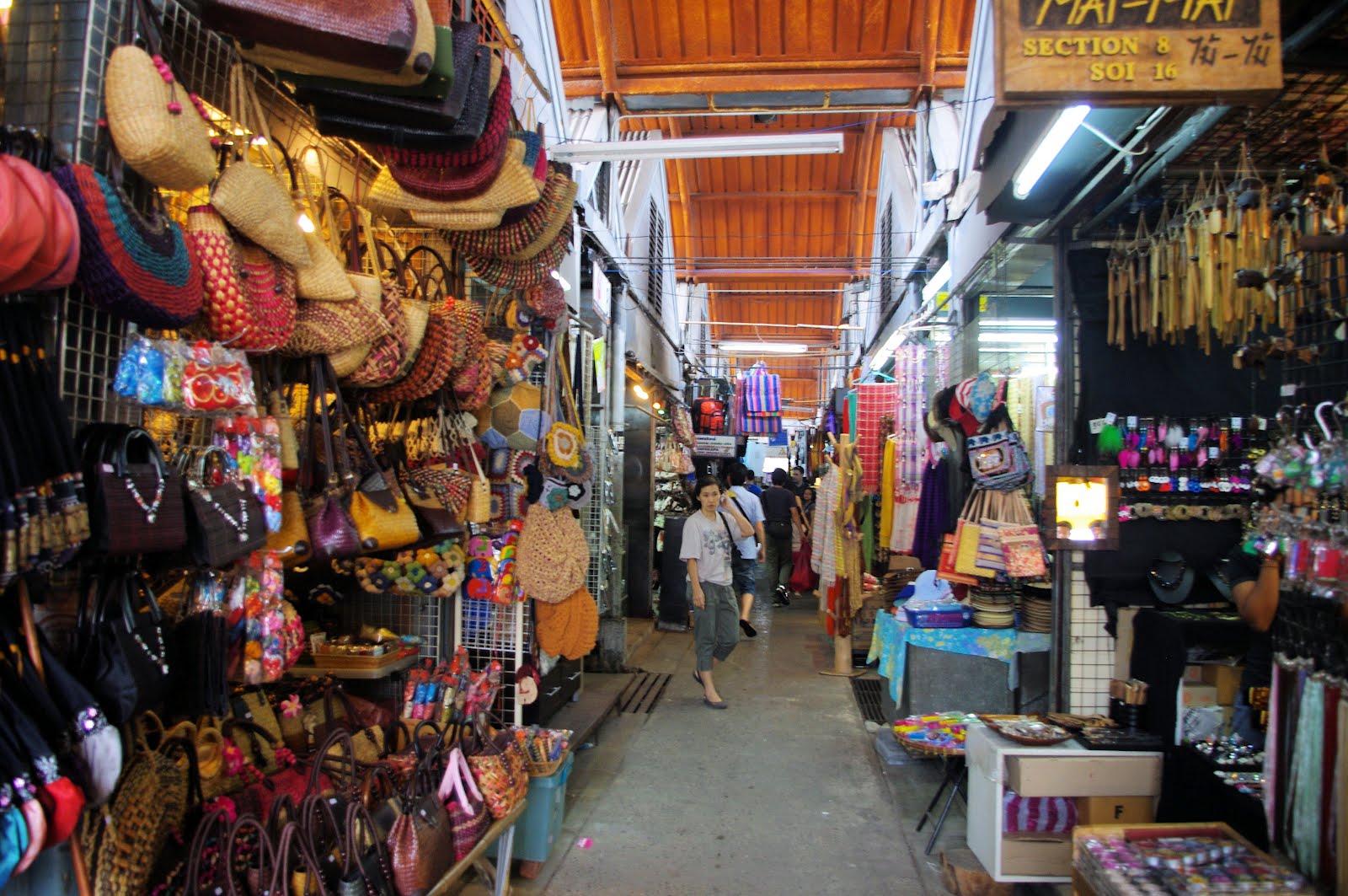 Chatuchak-Weekend-Market