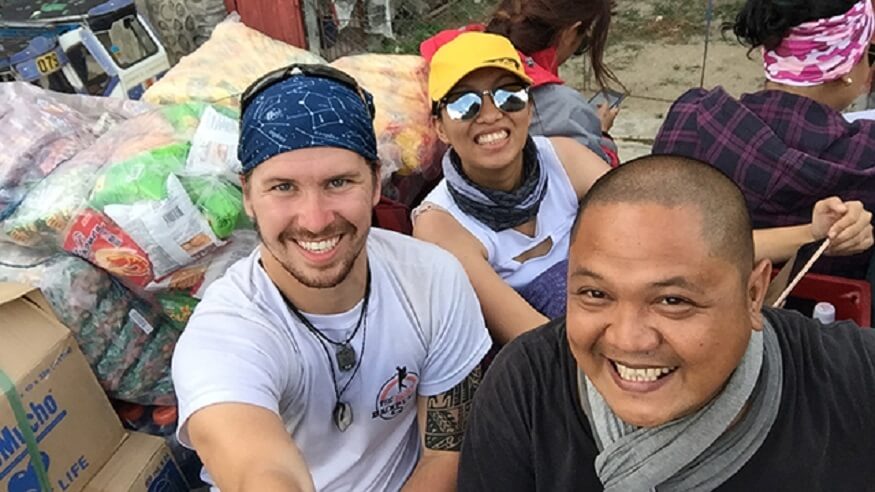 how to get a tribal tattoo from the legendary Whang Od (c) Will Hatton / Broke Backpacker