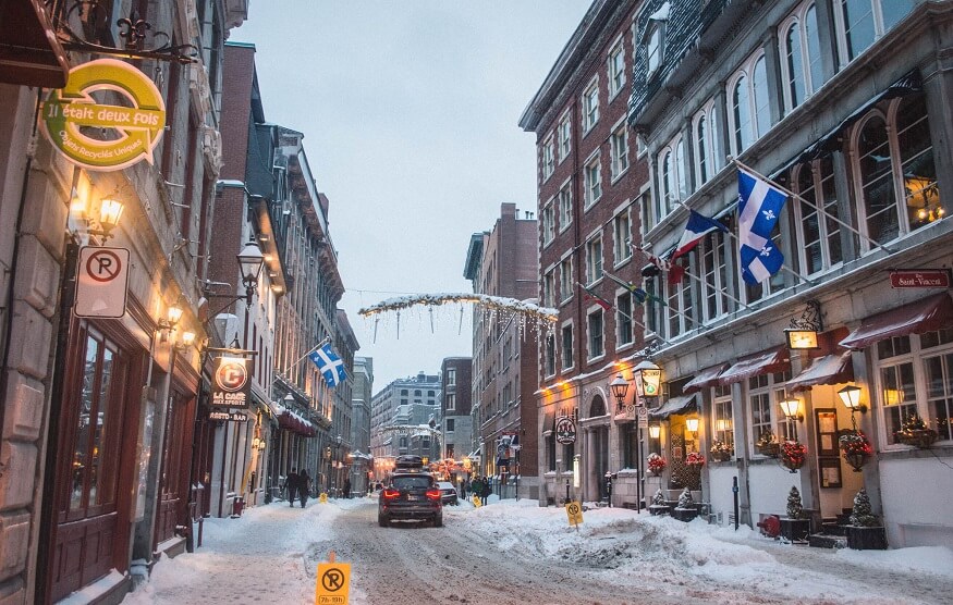 canada road trip,montreal-canadian-road-trip-hostelworld-4