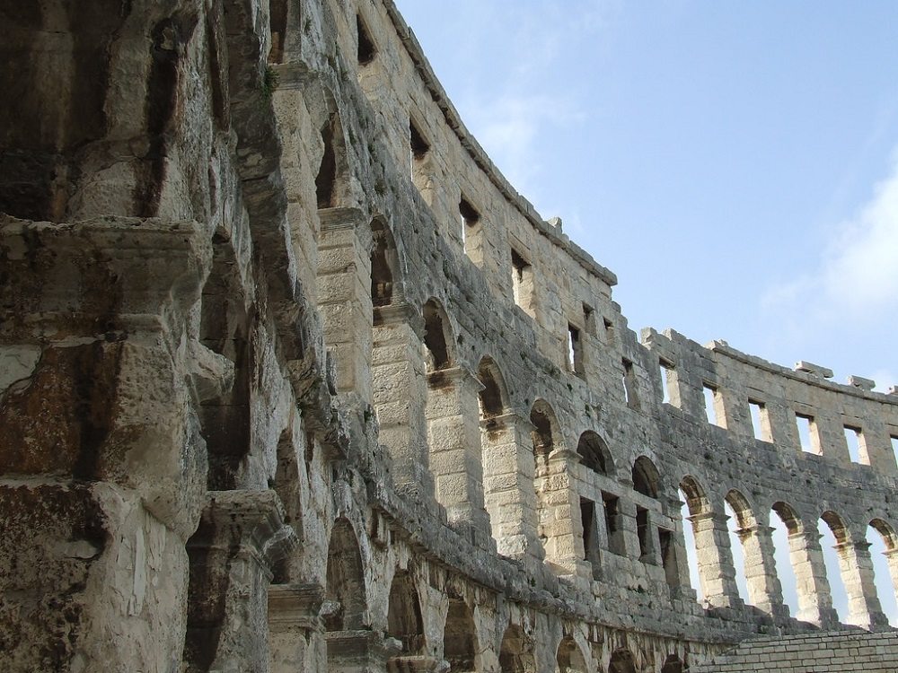 destinos baratos europa, Pula