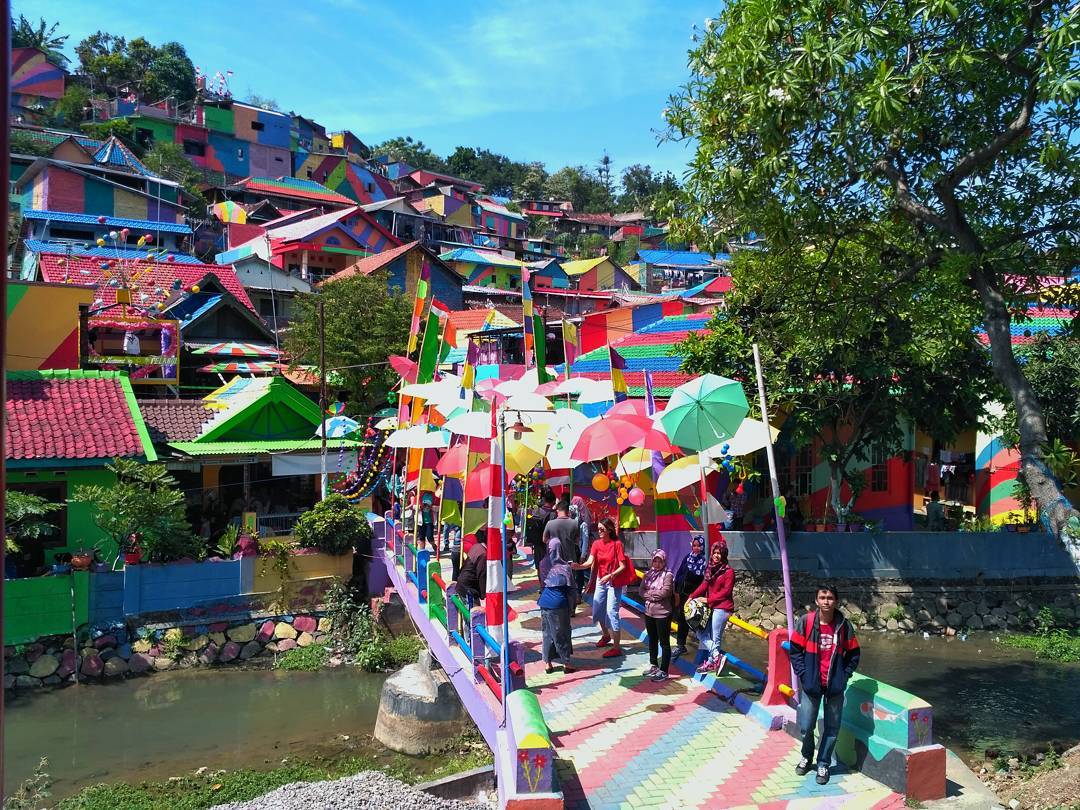 Colourful Cities Around the World - Kampung Pelangi, Indonesia