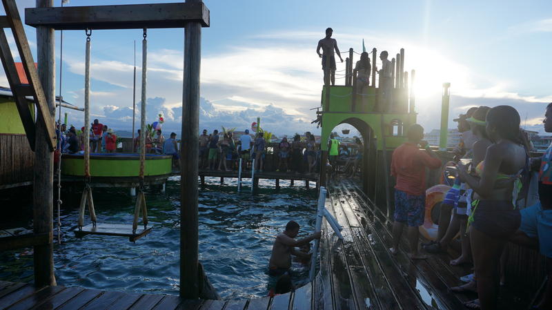 Bocas Del Toro Travel Guide - Aqua Lounge Hostel and Bar