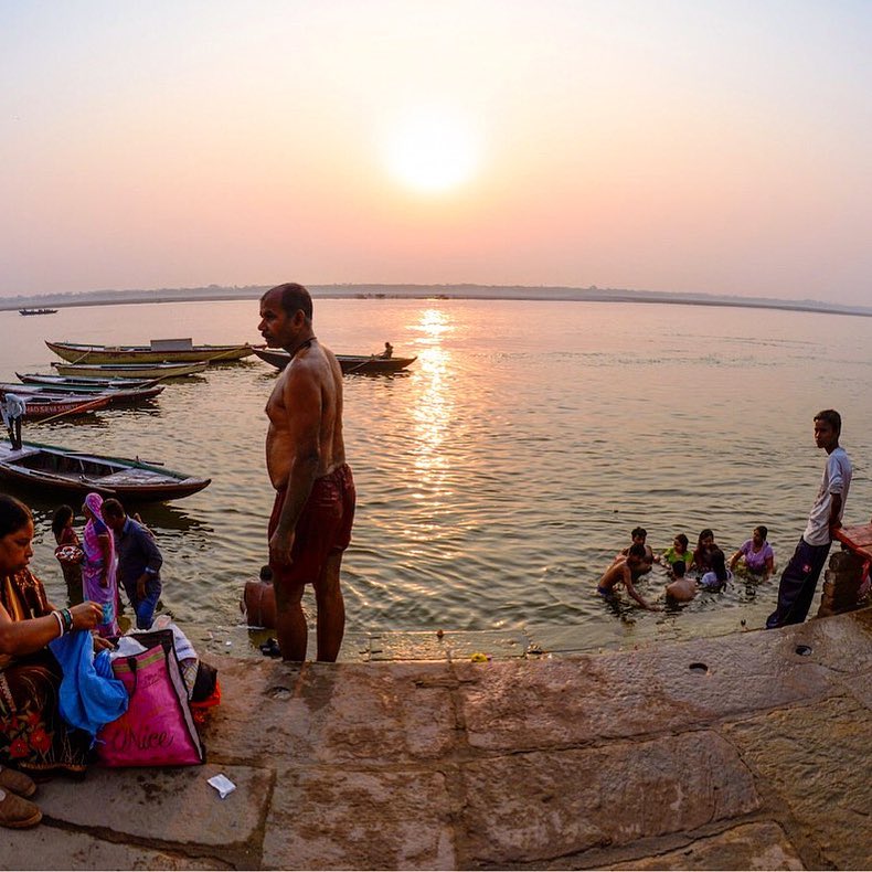 Why Volunteer Abroad - You’ll Meet The Greatest People In Host Cities