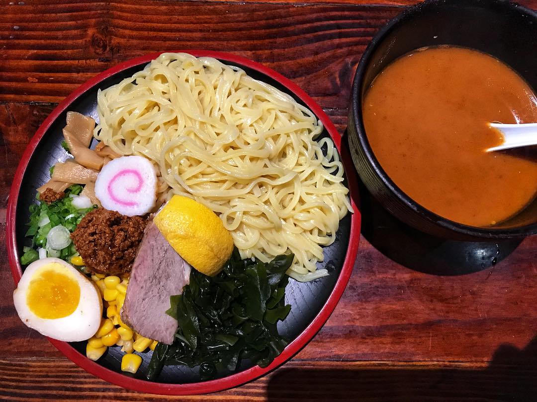Ristoranti a Los Angeles - Dove e Cosa Mangiare - Kyushu Ramen