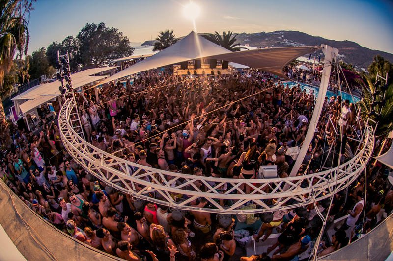 Ostelli in Paradiso - Far Out Beach Club