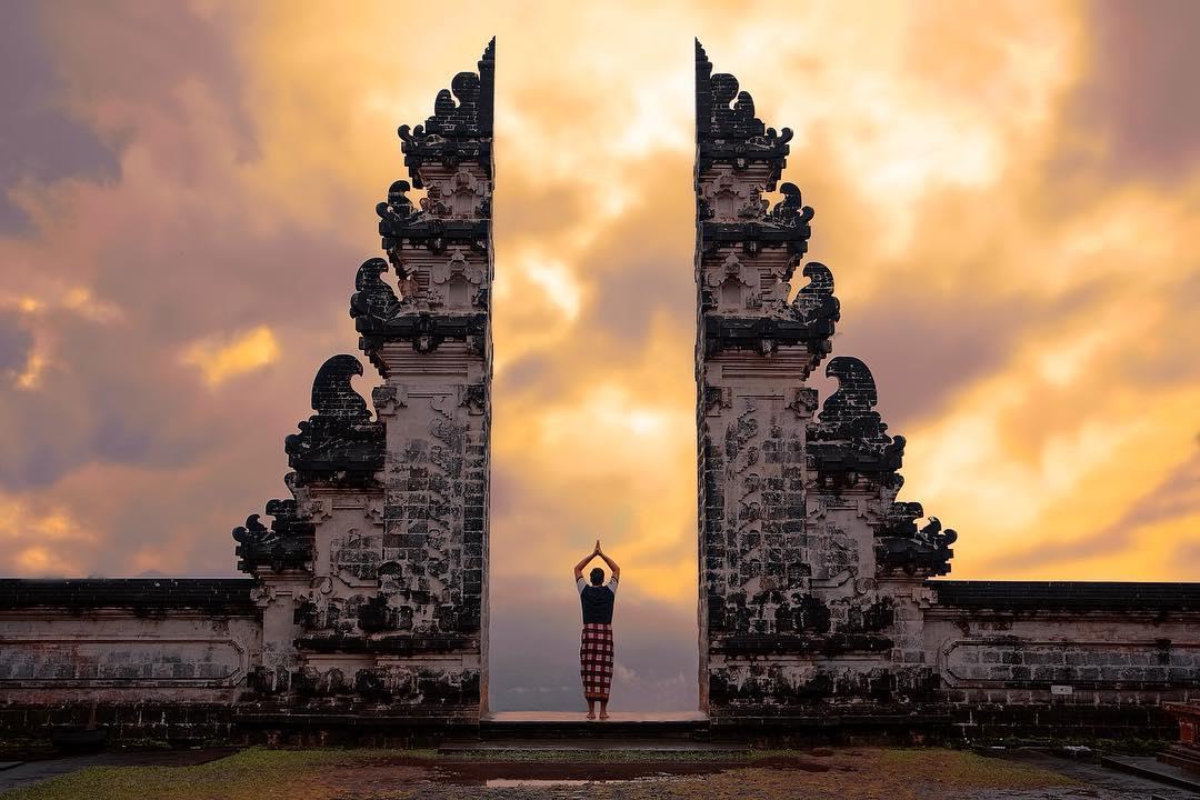 Things to do in Bali @paradisetravelgram temples