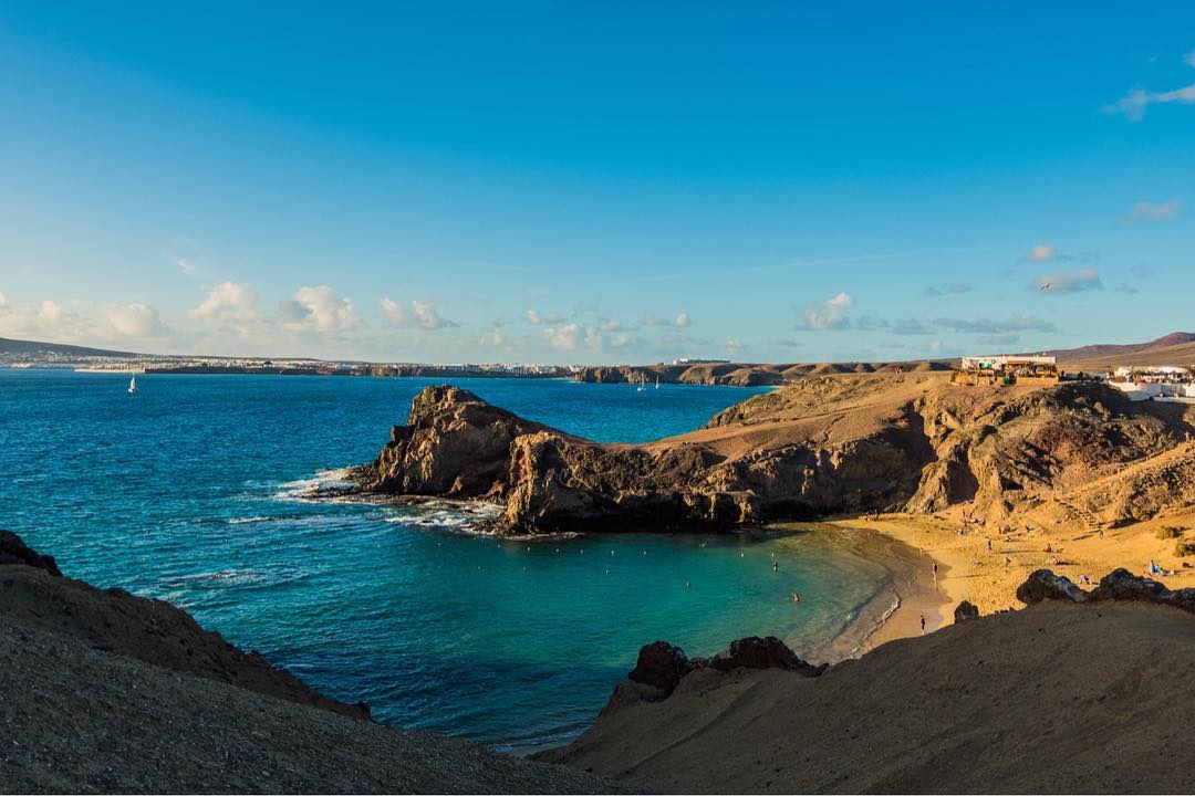 Playa de los Papagayos
