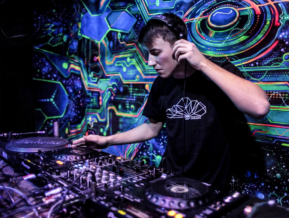 things to do in Sofia - yalta club
