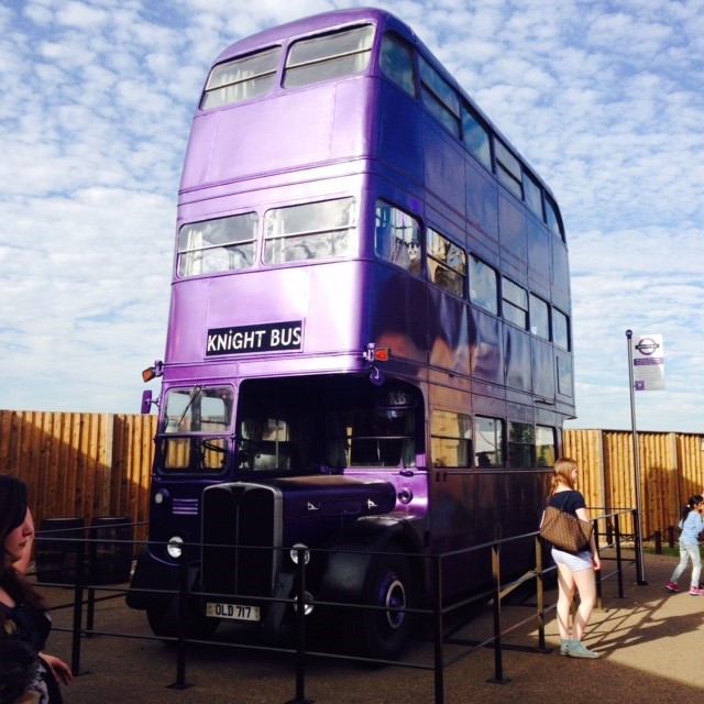 parc harry potter londres - knight bus