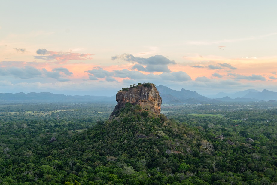 Backpacking Sri Lanka - lions rock