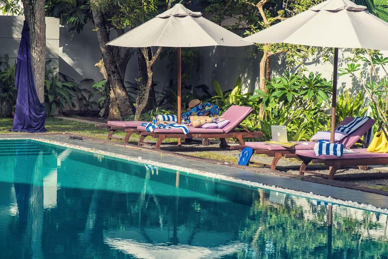 Backpacking Sri Lanka - we escape