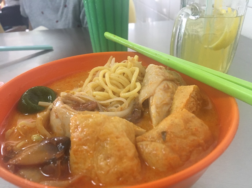 foods in asia - laksa