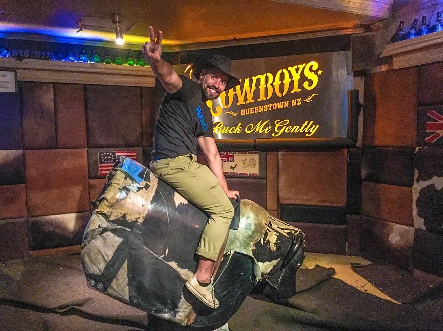 things to do in Queenstown - Cowboy's bar