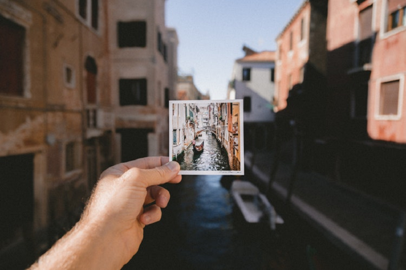 airport hacks - venice picture
