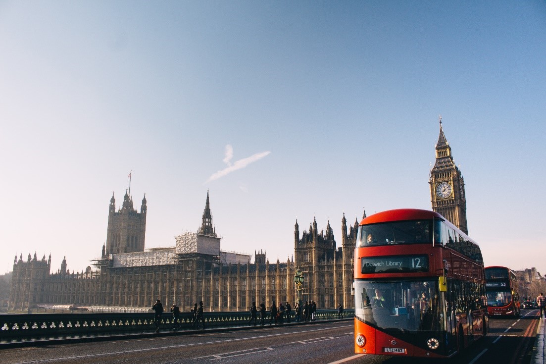 Save money on group trips - take the bus in London