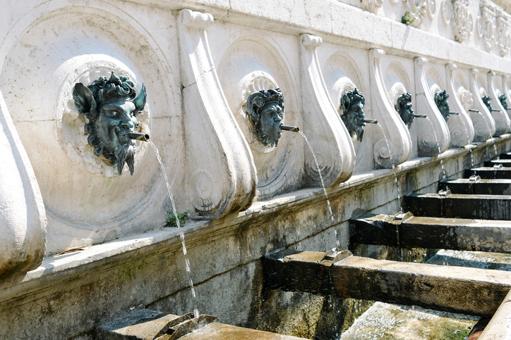 cosa vedere ad ancona - Fontana delle Tredici Cannelle