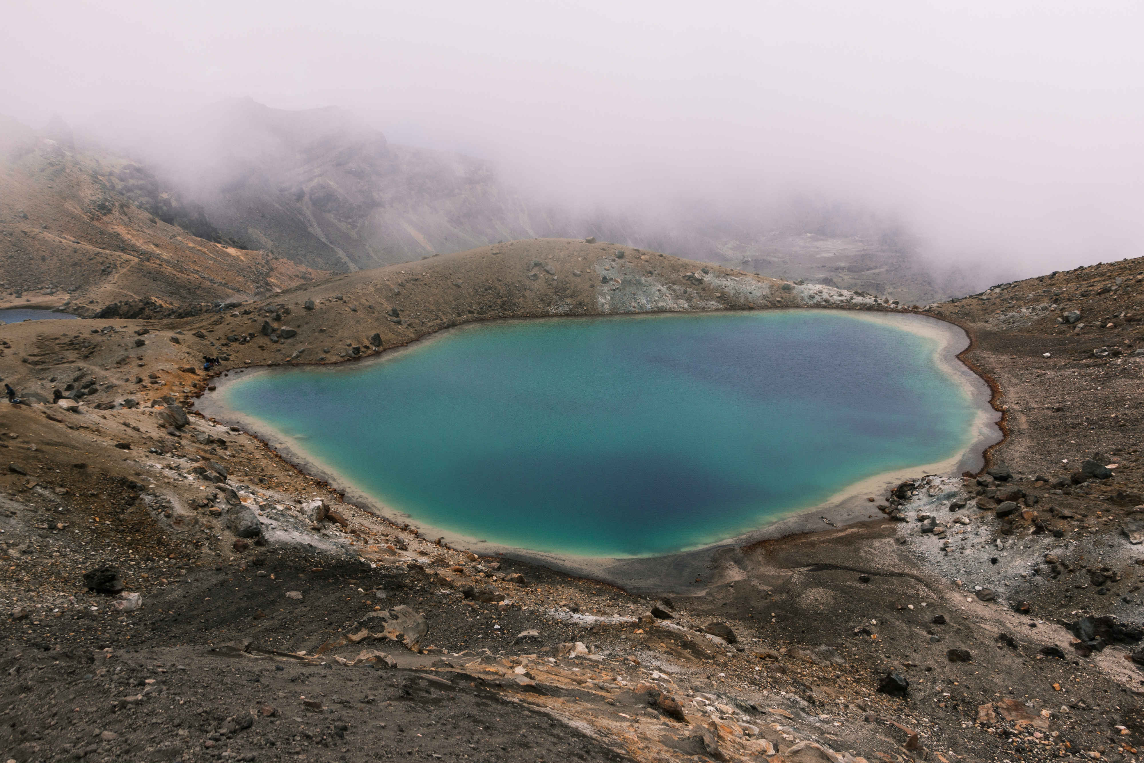 Les plus beaux treks - @Daniel Chen via Unsplash @d_che Tongariro Alpine Crossing Tongariro National Park Nouvelle-Zélande