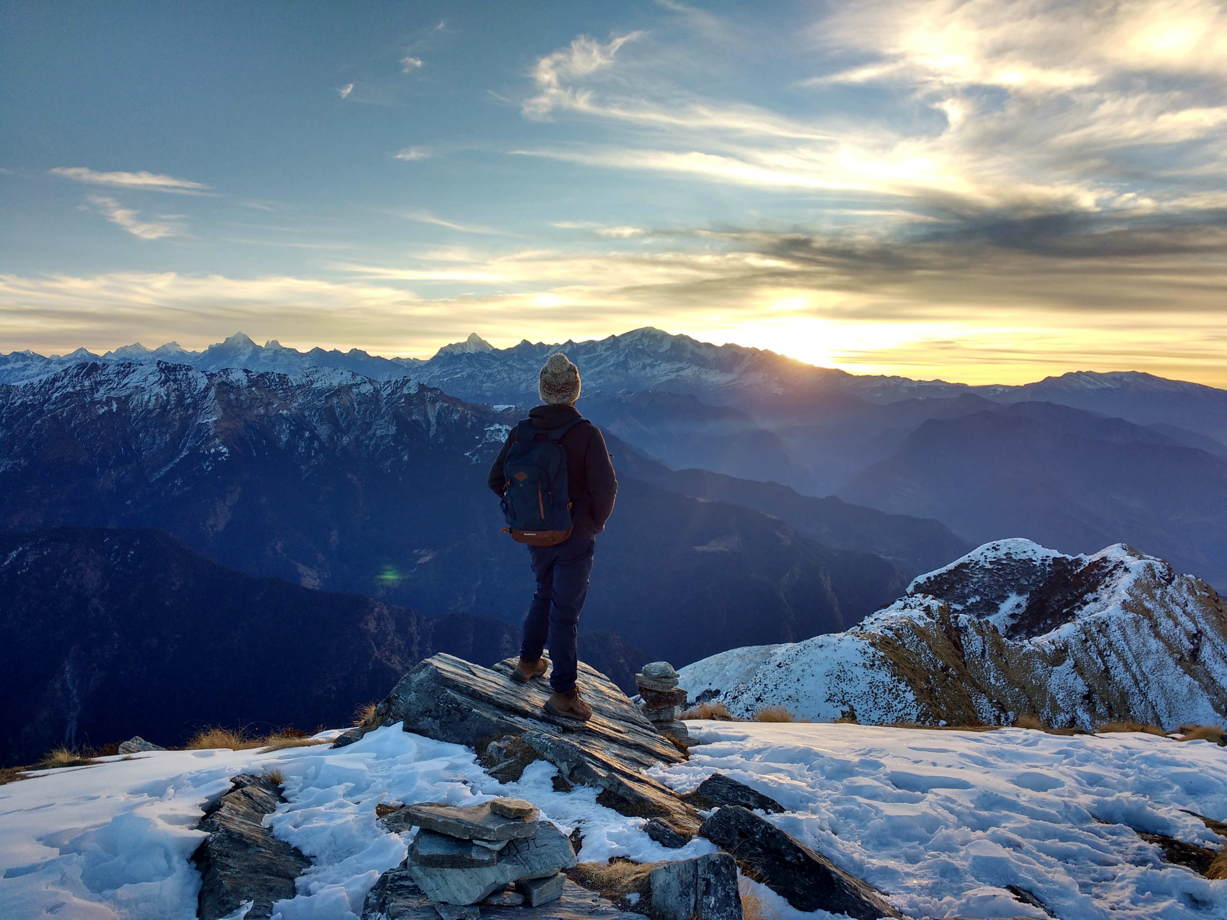 Les plus beaux treks - Gaurav K via Unsplash Chandrashila Peak Inde @gkukreti Himalayas