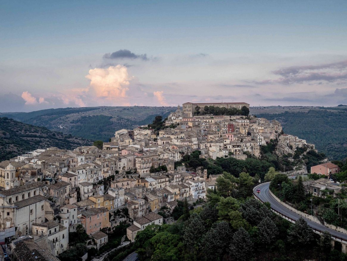 Destination Soleil pas cher - Jonas Tebbe via Unsplash Ragusa Sicile Italie