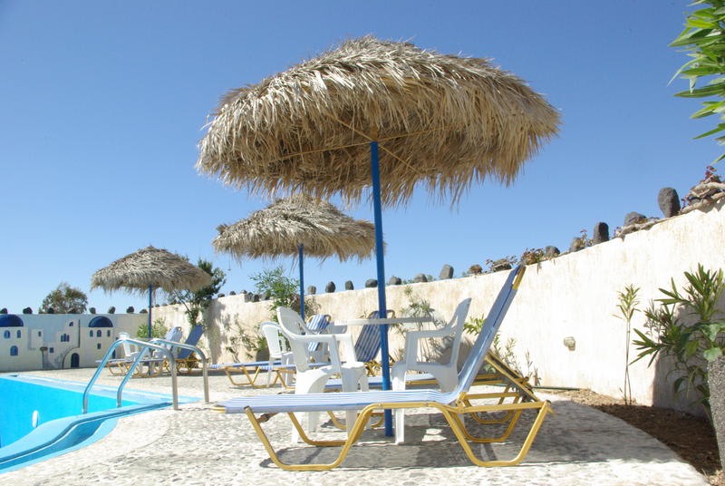 best hostels santorini - Youth Hostel Anna