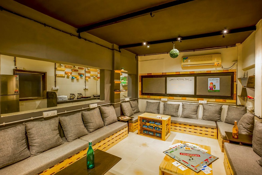 best hostels in mumbai - Locomo Hostel