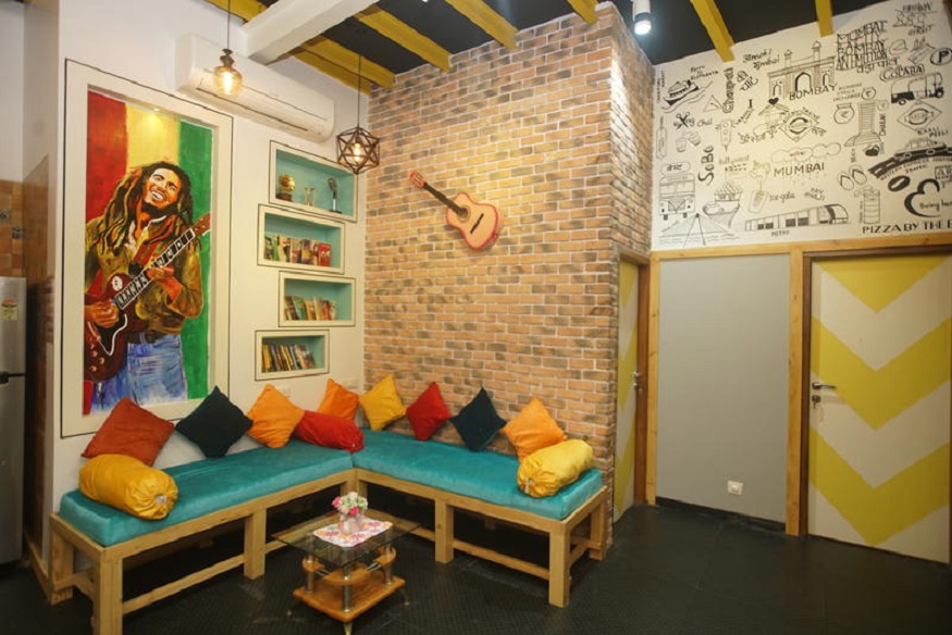 best hostels in mumbai - Mumbai Staytion