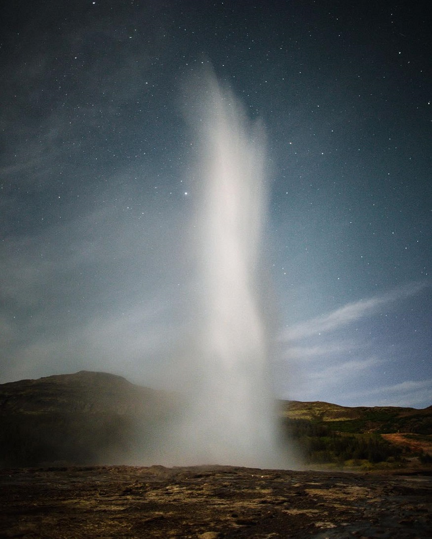backpacking Iceland - geysir