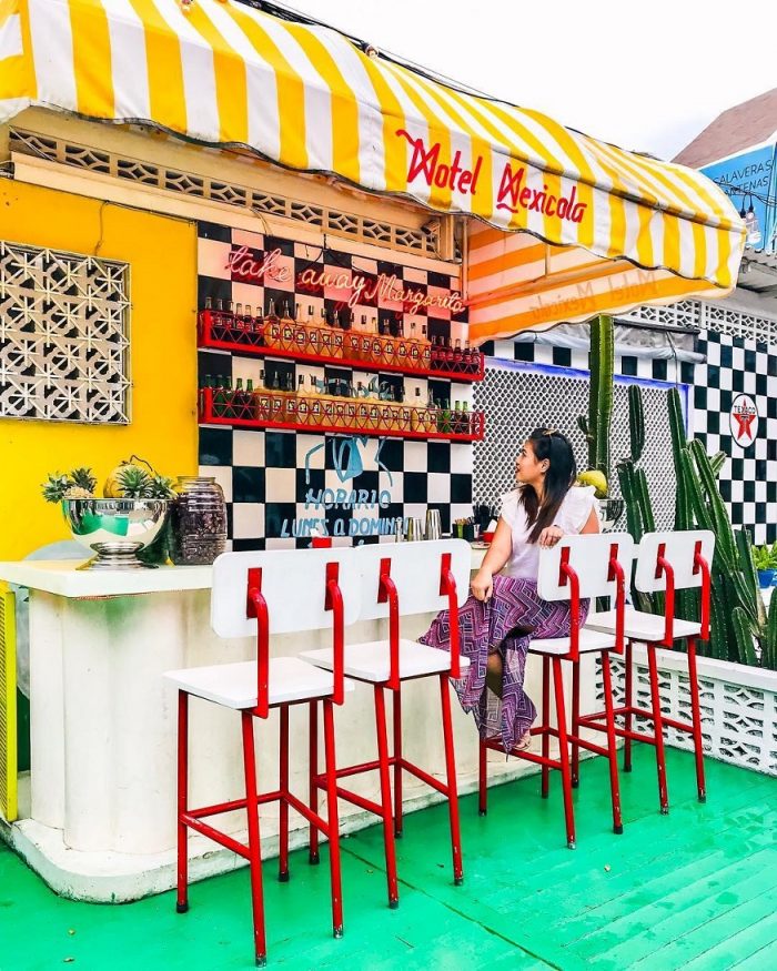 where to stay in bali - Motel Mexicola - bar