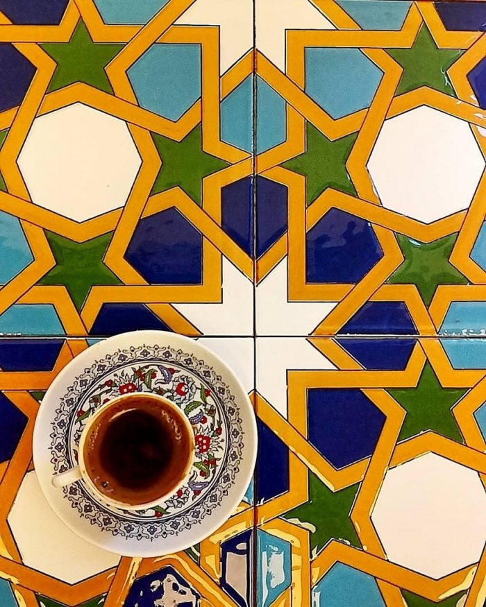 things to do in Istanbul - nargile lounge - cup of tea