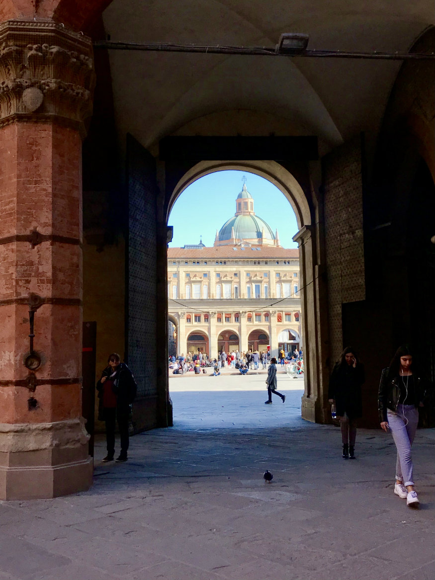 Cosa Vedere A Bologna - PIazza Maggiore