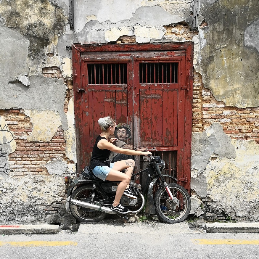 backpacking malaysia - Penang - street art - motor bike