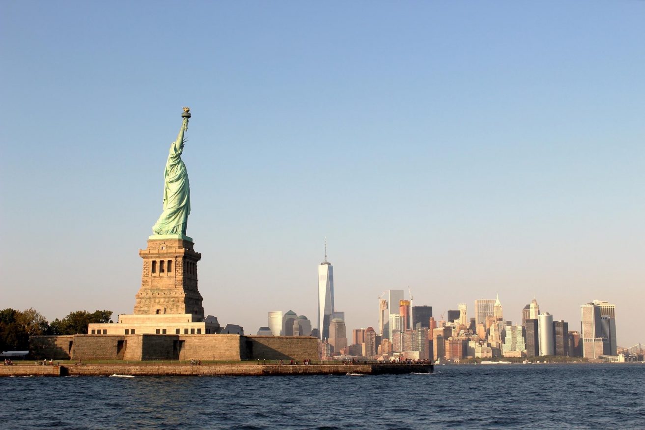 Where to stay in New York - staten island Photo by BICAD MEDIA on Unsplash @bicadmedia