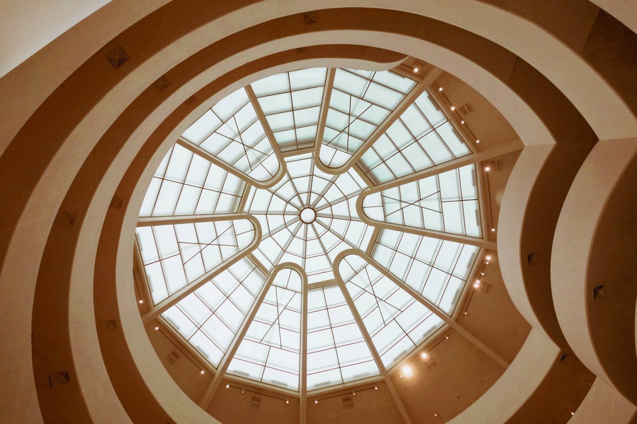 Where to stay in New York - guggenheim nyc Photo by Micaela Parente on Unsplash @mparente