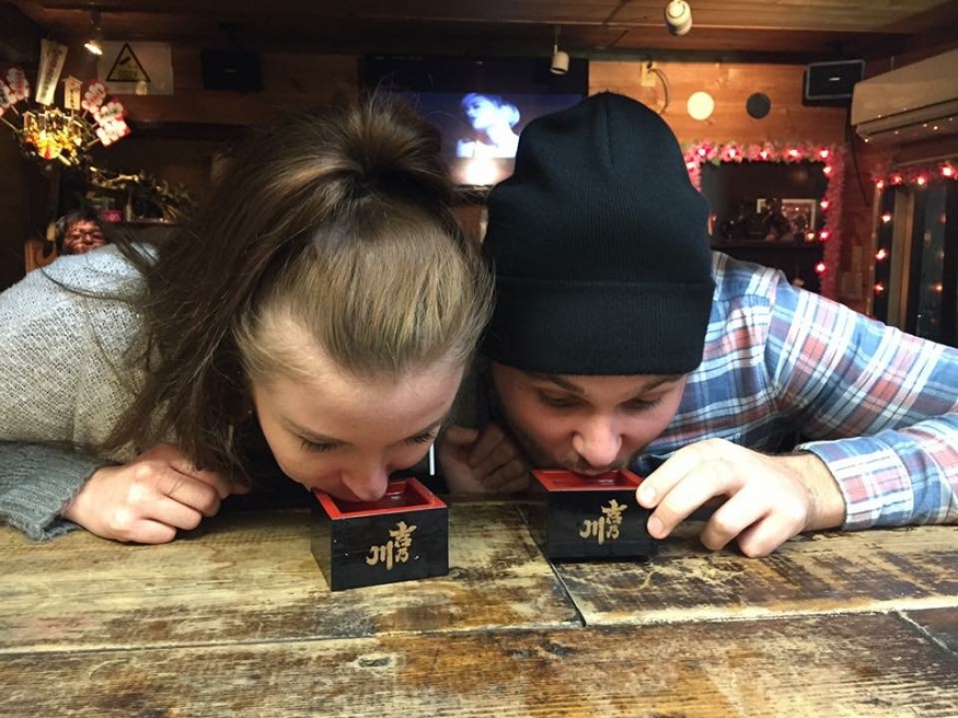 Where to stay in Tokyo - sake sipping