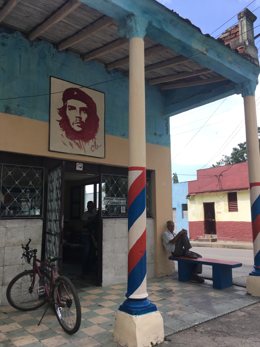 backpacking cuba - Santa Clara - Che Guevara's mausoleum