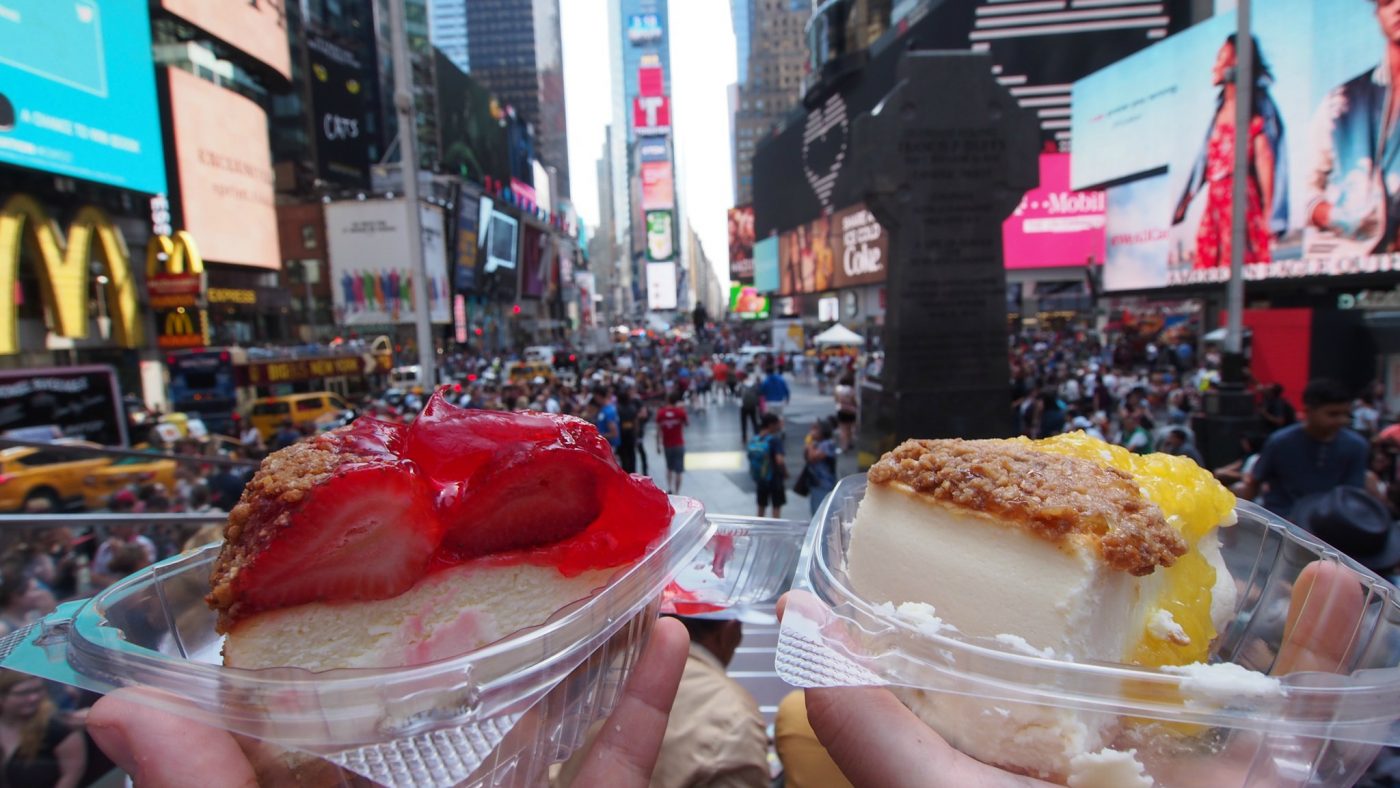 Where to stay in New York - juniors time square @akos McGill via flickr
