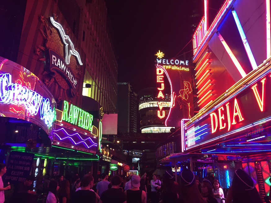 where to stay in bangkok - neon lights of Soi Cowboy
