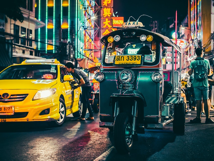where to stay in bagnkok - yellow taxi and tuk tuk
