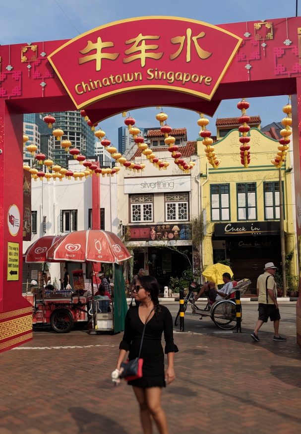 backpacking singapore - girl standing by chinatown singapore